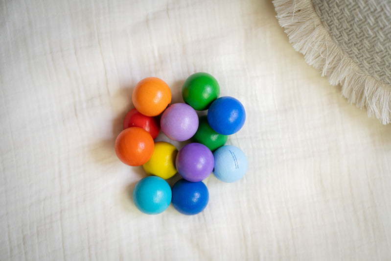 MANHATTAN TOY - COLOURFUL WOODEN BEADS 