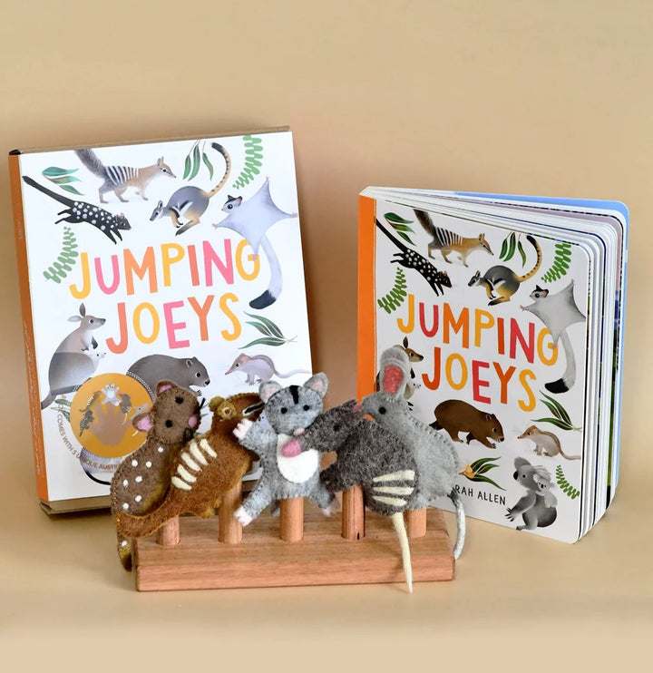 TARA TREASURES - FINGER PUPPET & BOOK SET: JUMPING JOEYS