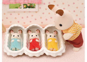 SYLVANIAN FAMILIES - TRIPLETS CARE SET