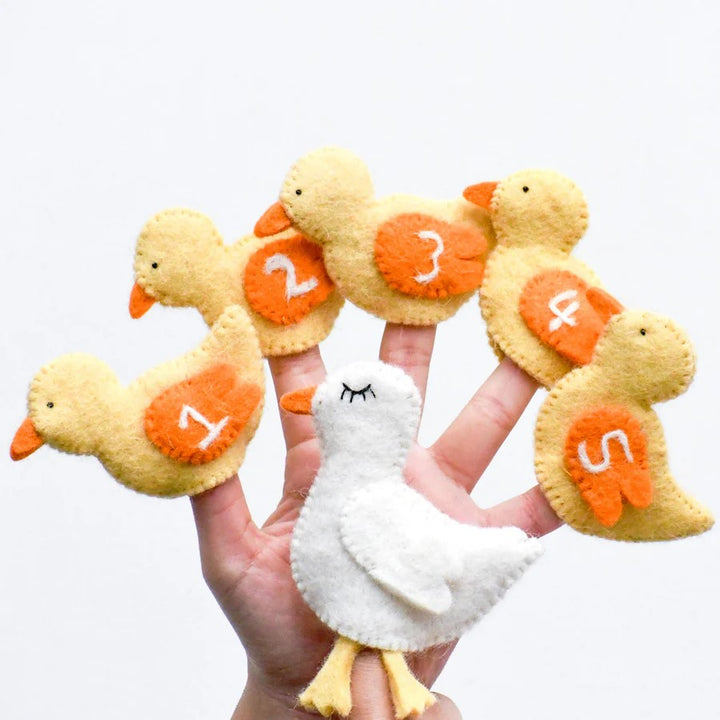 TARA TREASURES - FINGER PUPPET SET: FIVE LITTLE DUCKS 