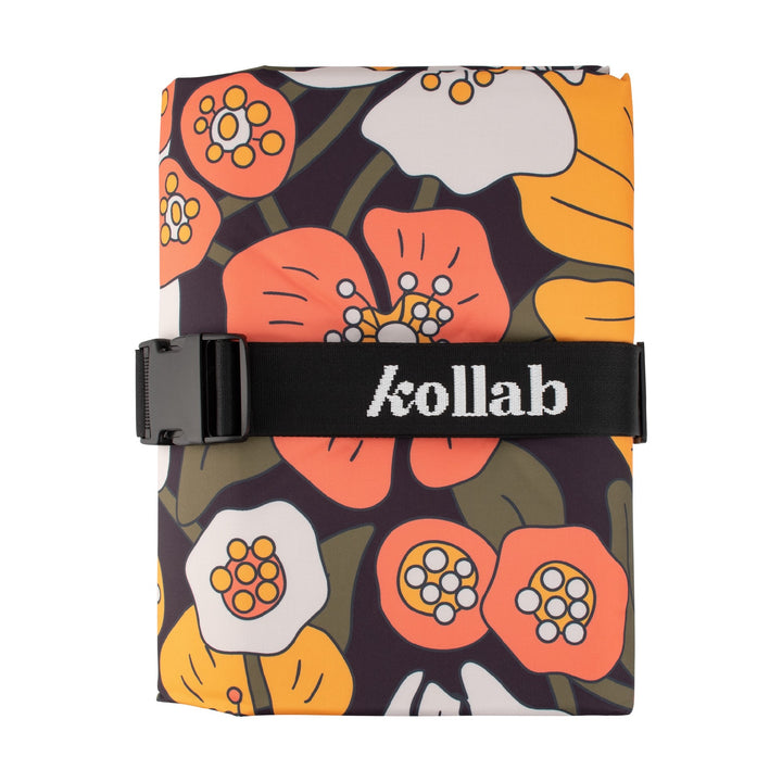 KOLLAB - PICNIC MAT: PETUNIA PETAL