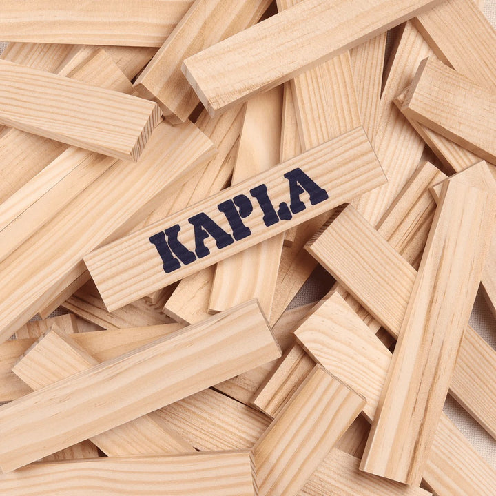 KAPLA - 280 CHEST: NATURAL BUILDING PLANKS + ART BOOK SET