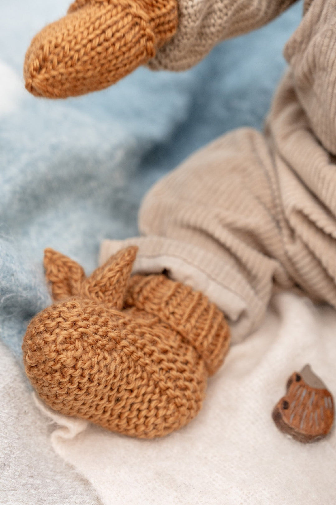 ACORN KIDS - COTTONTAIL BABY BOOTIES: CARAMEL [sz:XXS - 0-3 MTHS]