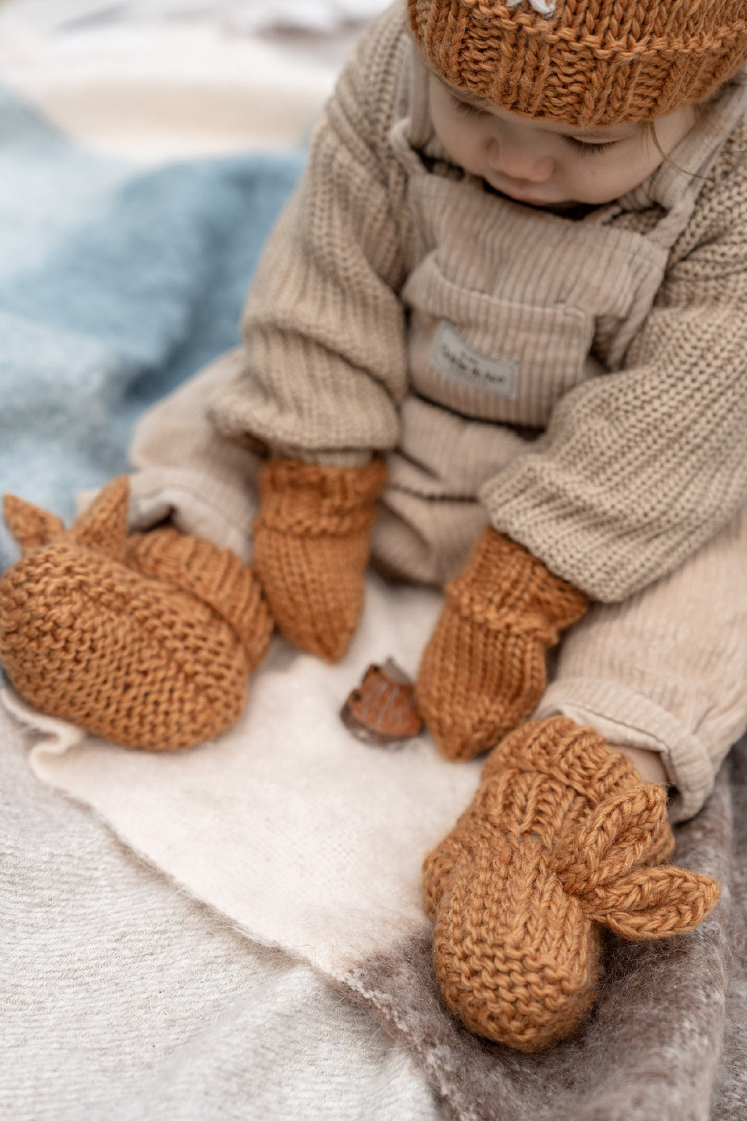 ACORN KIDS - COTTONTAIL BABY BOOTIES: CARAMEL [sz:XXS - 0-3 MTHS]