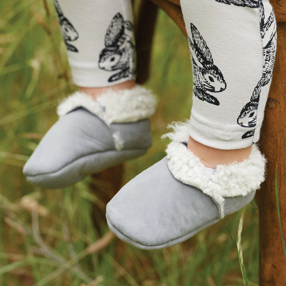 NATURE BABY - LAMBSKIN BOOTIES: GREY [sz:0-3 MTHS]