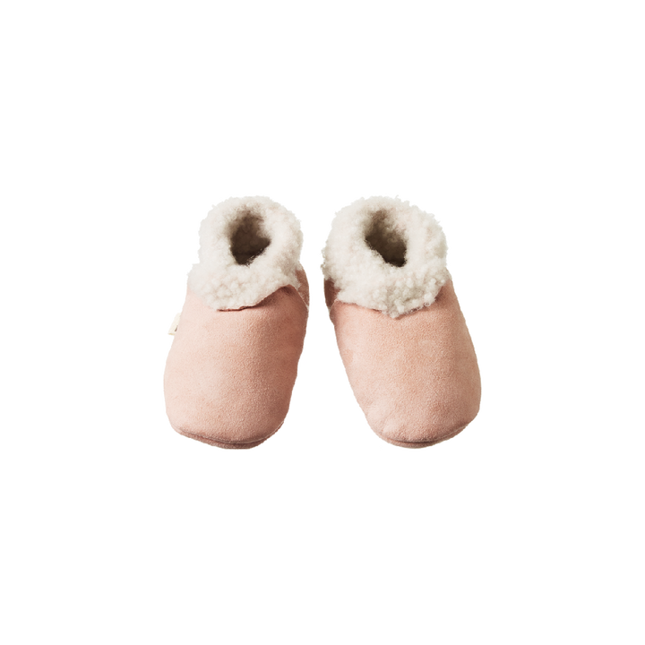 NATURE BABY - LAMBSKIN BOOTIES: ROSE BUD