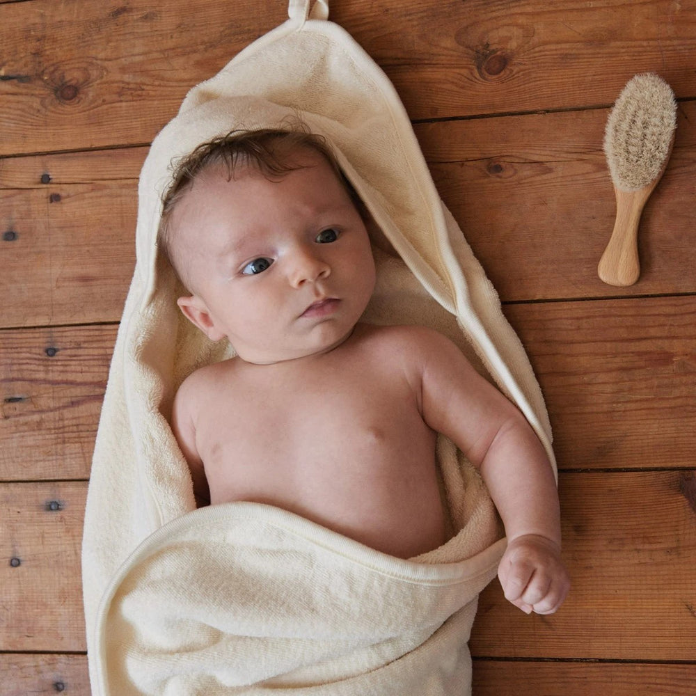 NATURE BABY - ORGANIC COTTON HOODED TOWEL: NATURAL