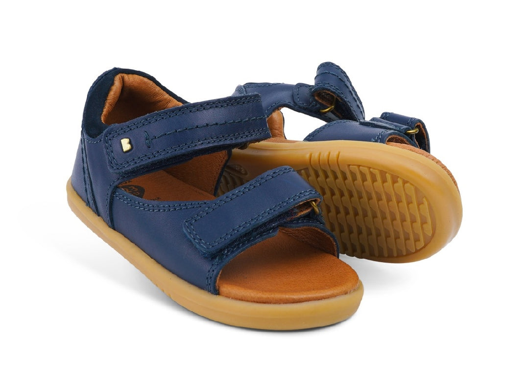 BOBUX - I WALK DRIFTWOOD SANDAL: NAVY