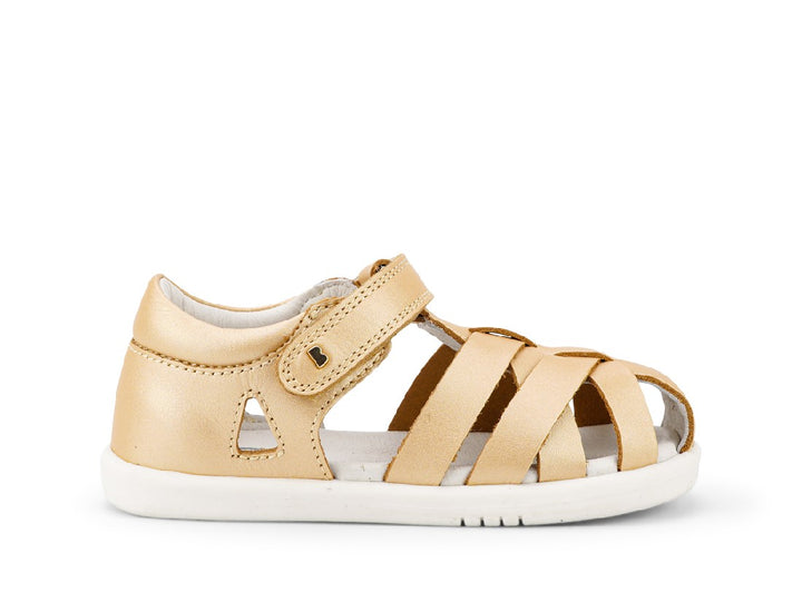 BOBUX - I WALK TROPICANA II SANDAL: PALE GOLD