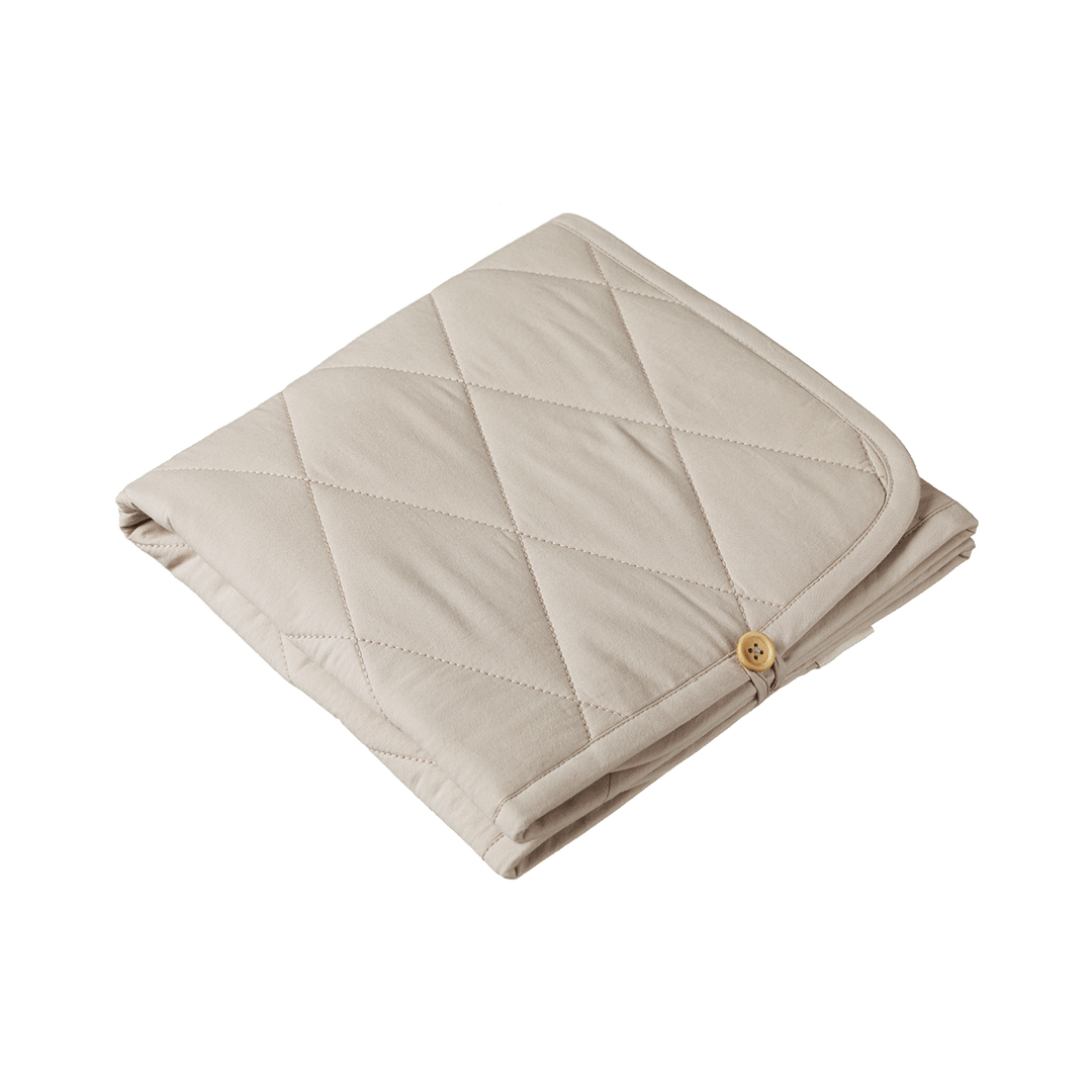 NATURE BABY - QUILTED CHANGE MAT: FEATHER 